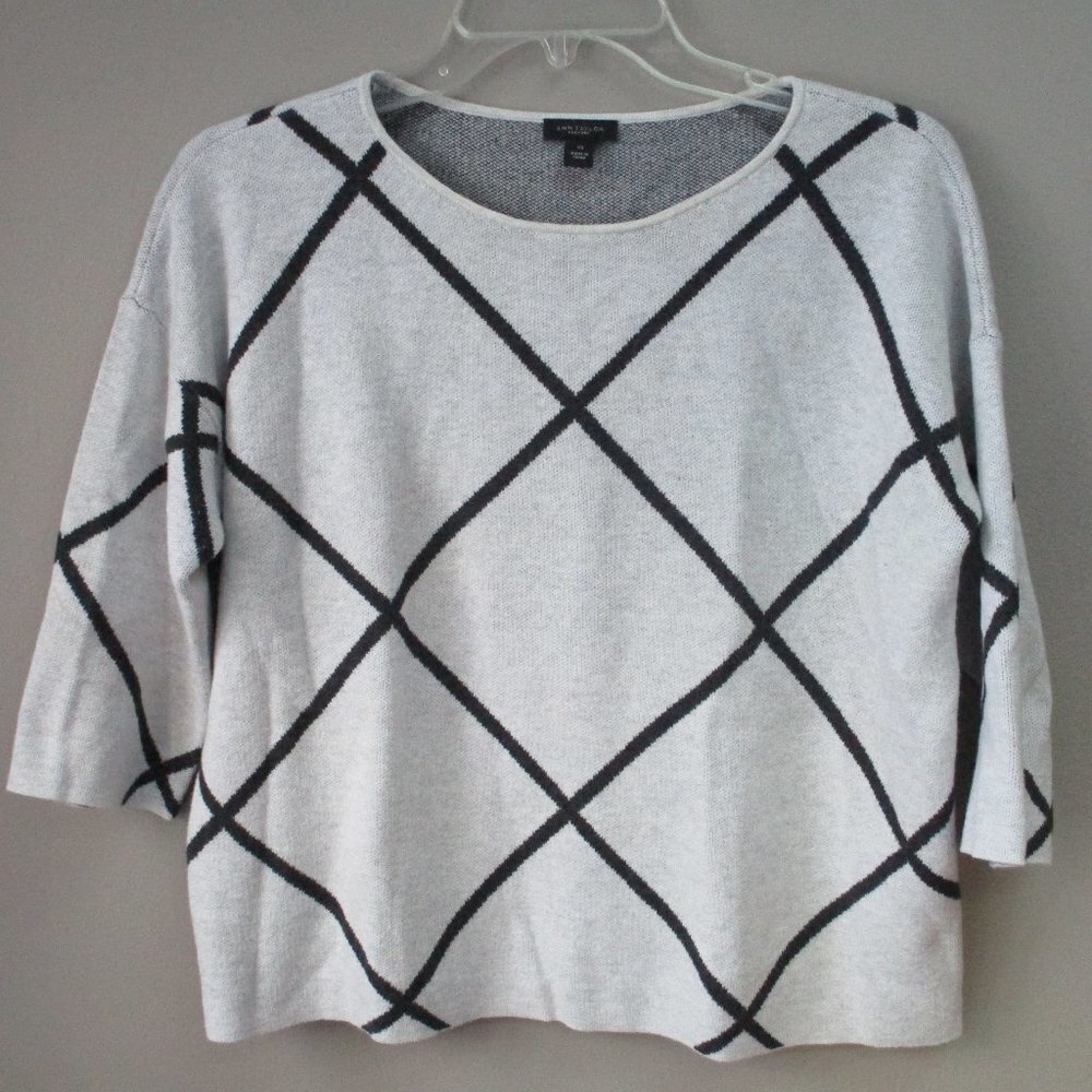 Ann Taylor Factory Gray and White Sweater 3/4 Sleeves